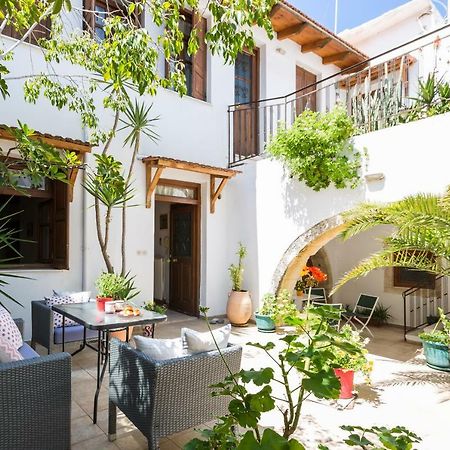 Lilys Apartments Rethymno  Ngoại thất bức ảnh