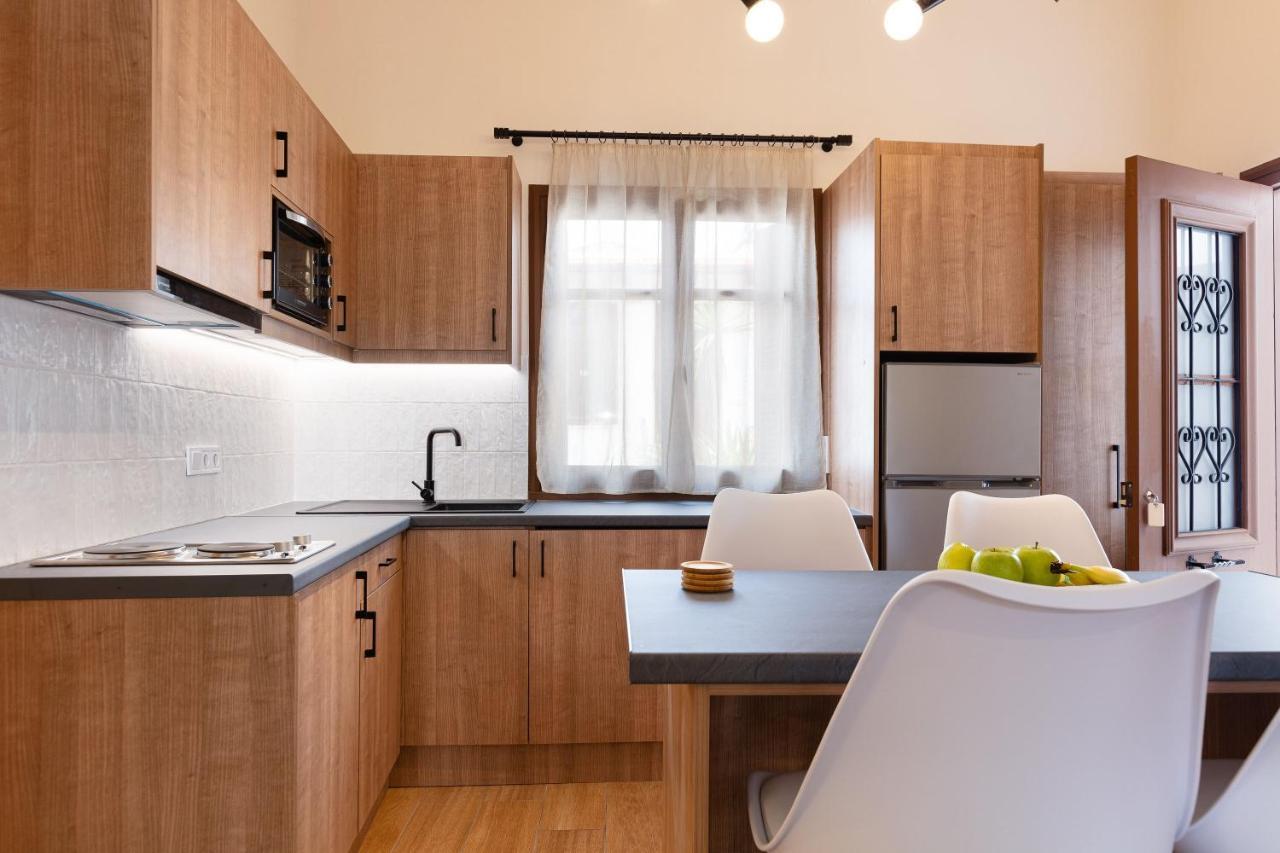 Lilys Apartments Rethymno  Ngoại thất bức ảnh